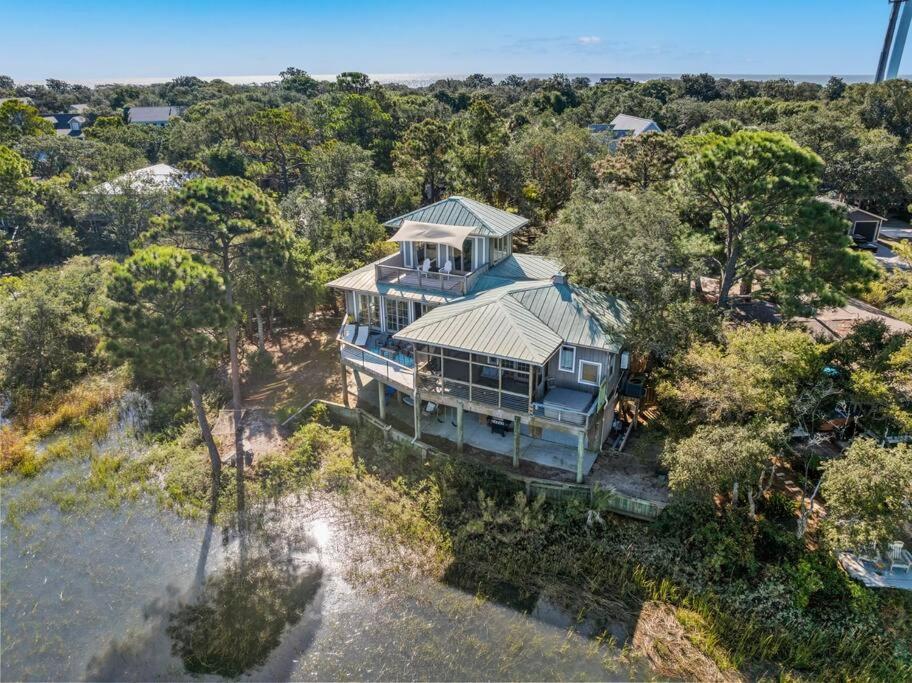Holiday home Amazing Views! Hot Tub! 5 Beds! Walk To Beach! *