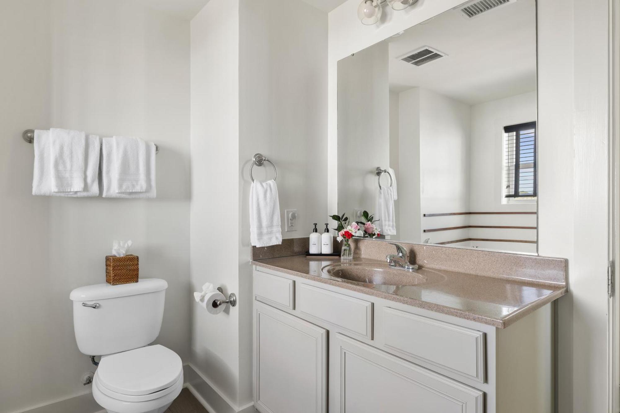 Regatta - Adults Only Bed & Breakfast