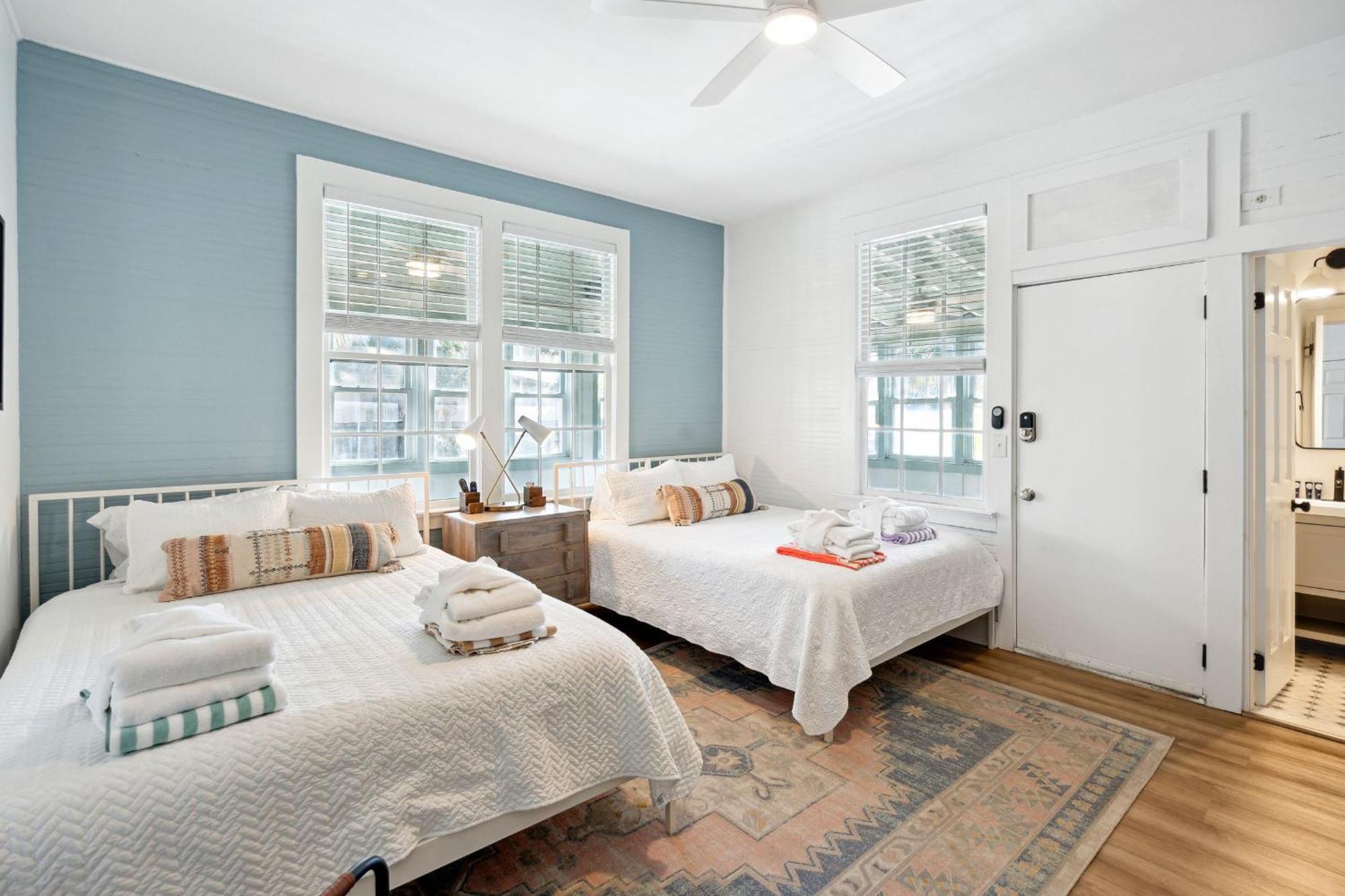 Folliday - The Aguarama - 33 Inn Folly Beach