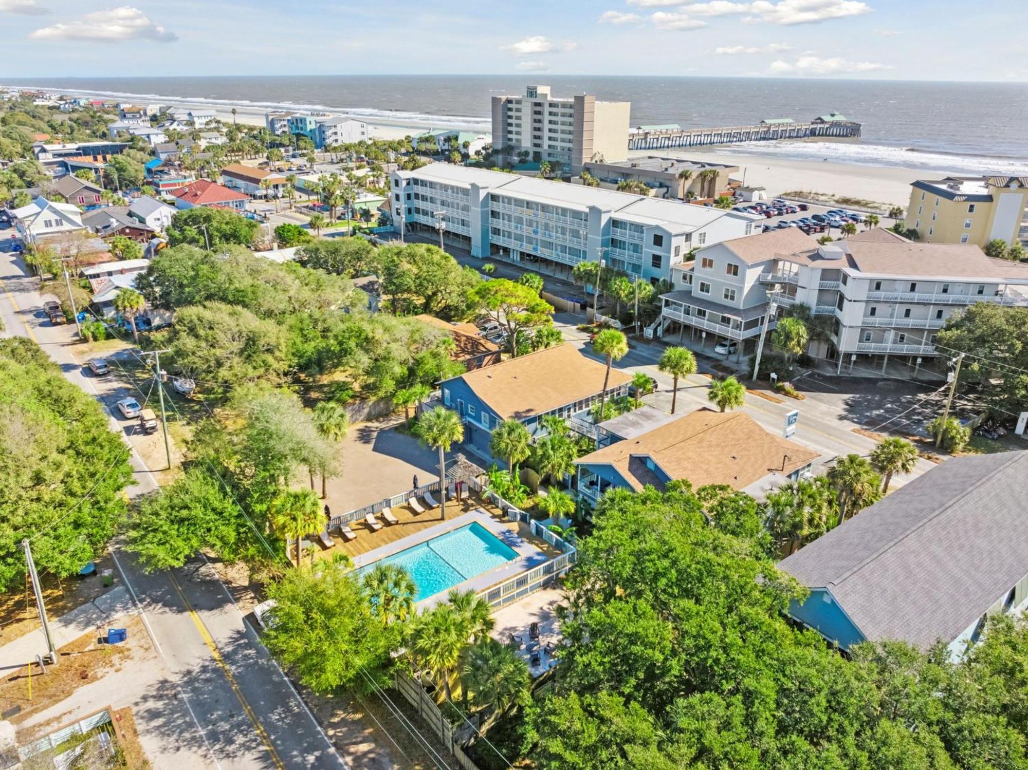 Inn Folliday - The Falls Flyer - 14 Folly Beach