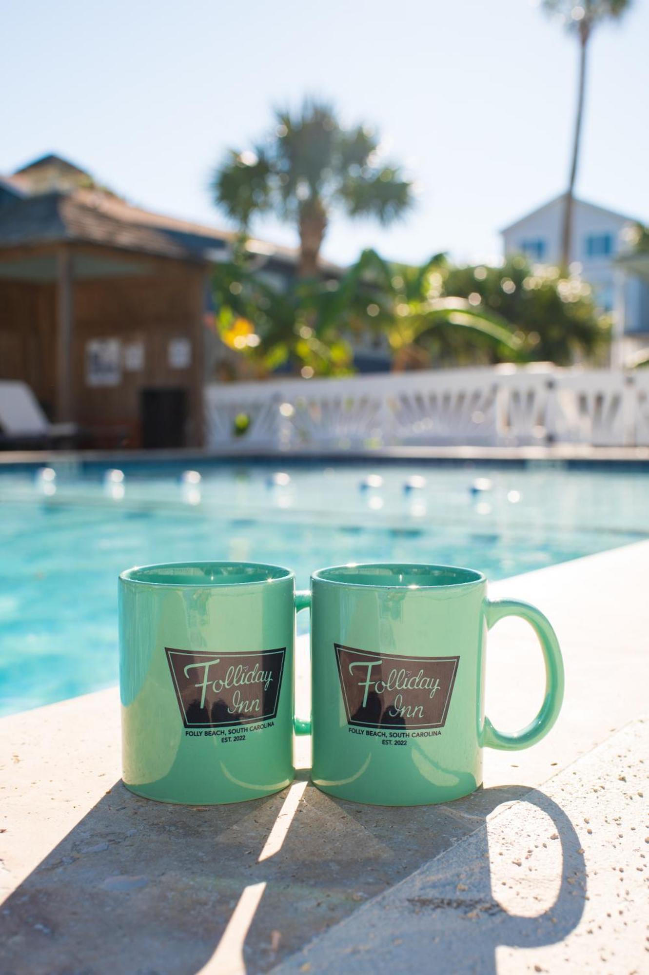 Folliday Inn- The Coronado- 11 Inn *