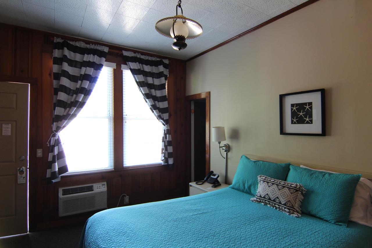 Holliday Of Folly Inn 3*