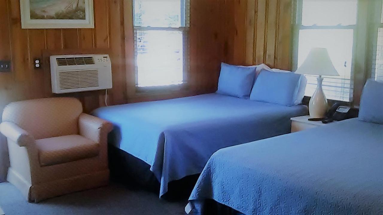 Inn Holliday Of Folly 3*