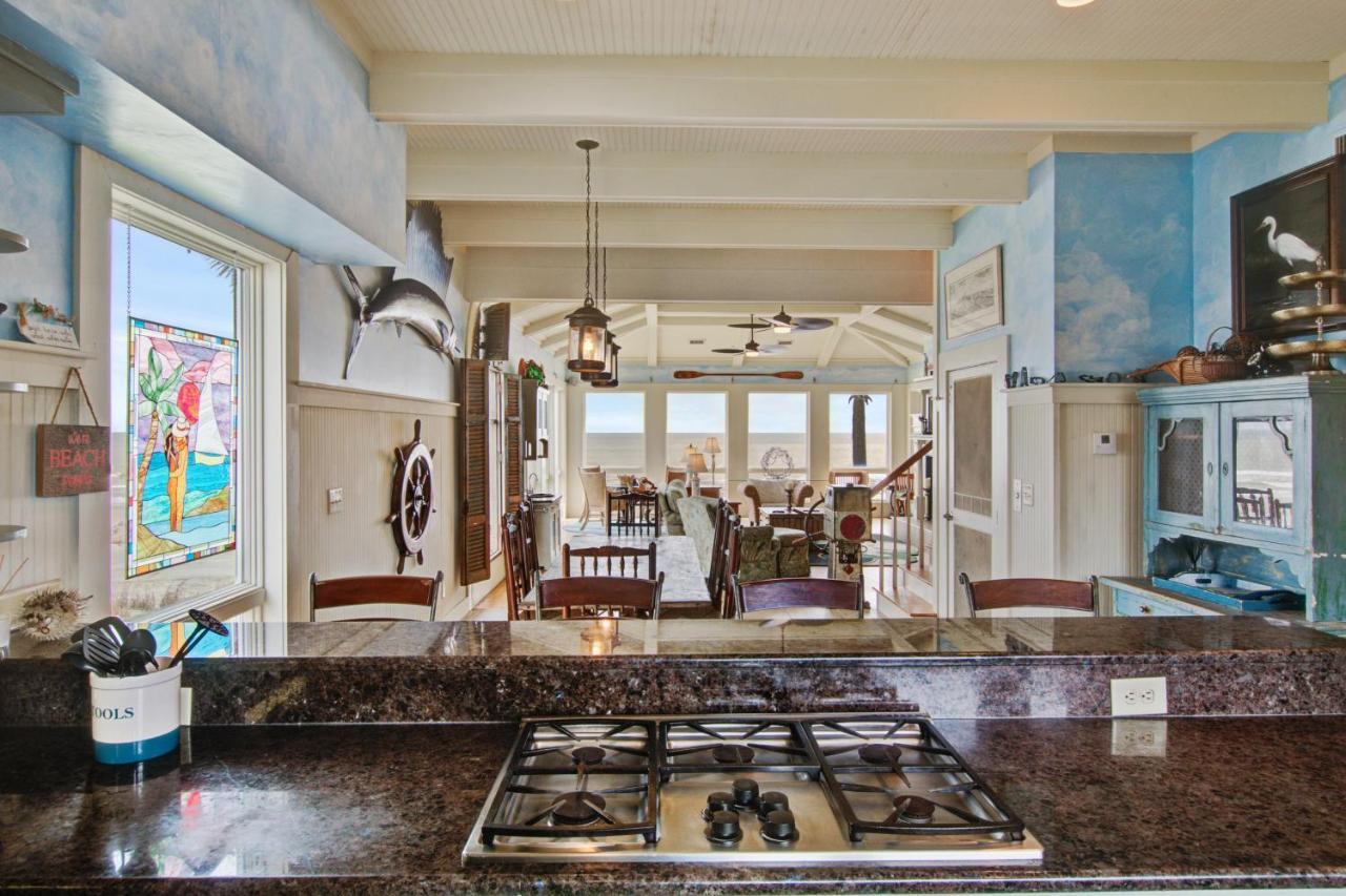 Holiday home Charisma By The Sea *